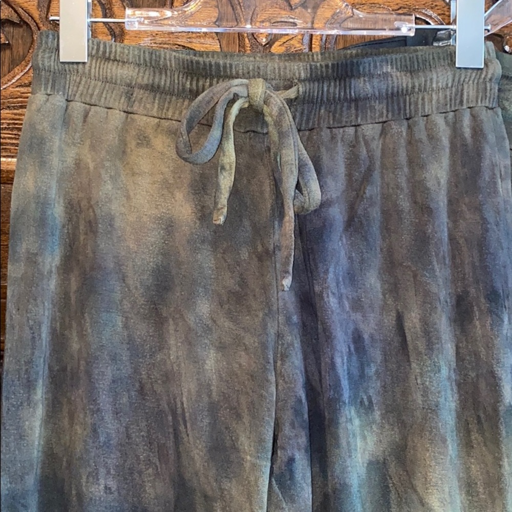 LNA tye dye sweatset - Picture 3 of 8